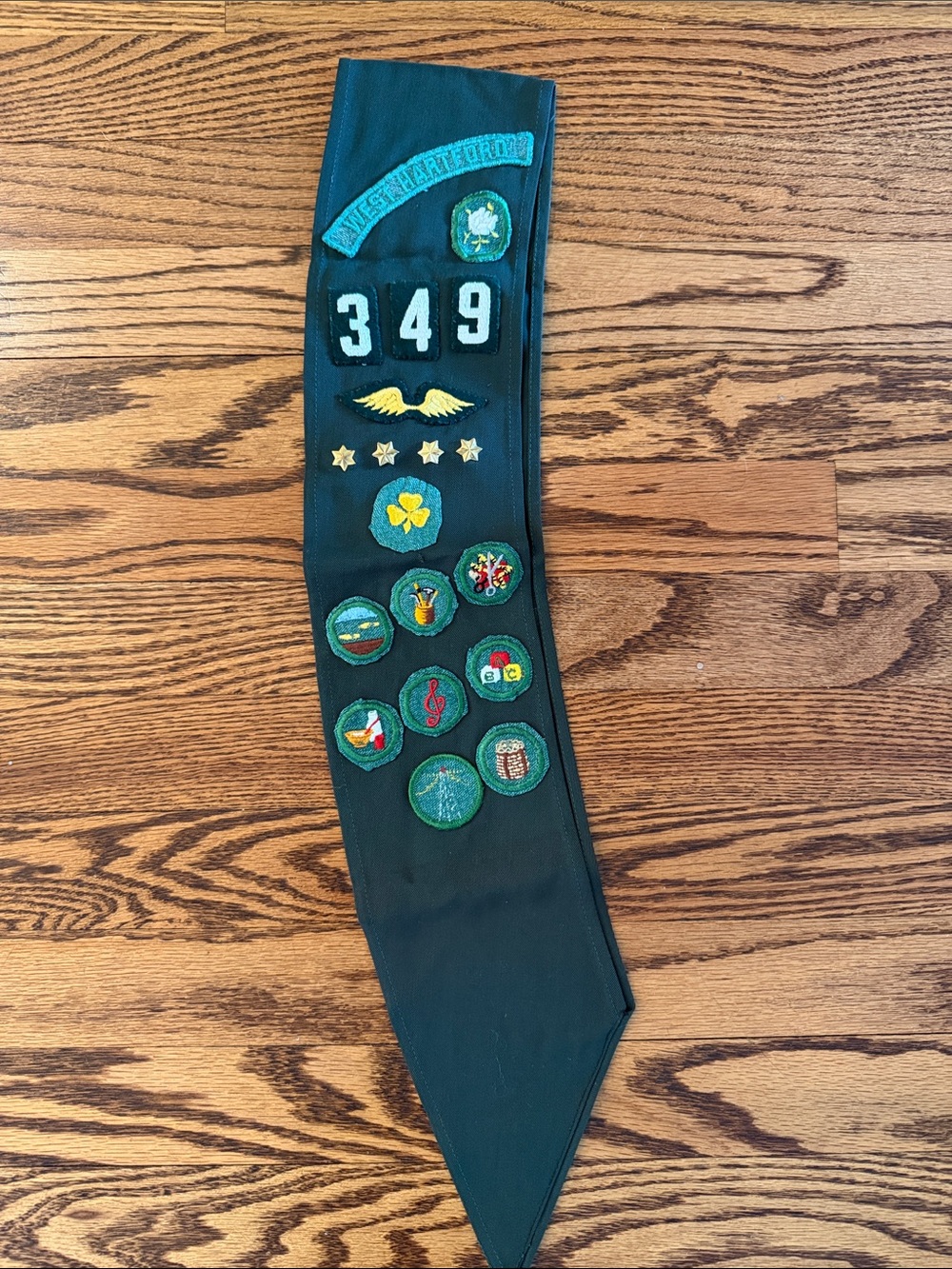 Vintage 1950s Girl Scout sash with badges